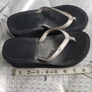 Roxy sandals